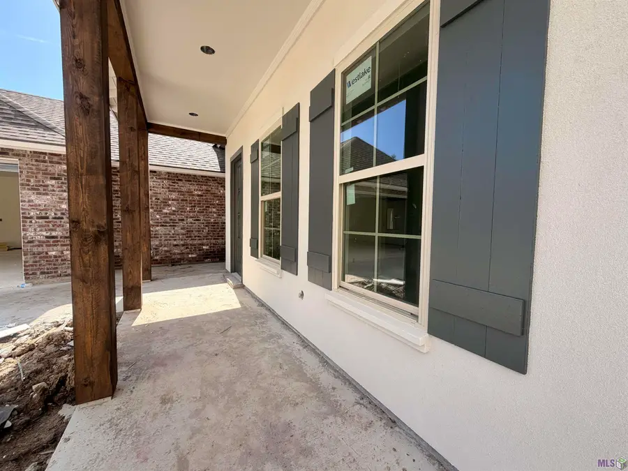 21513 Bluefin Dr, Springfield, LA 70462 - #2