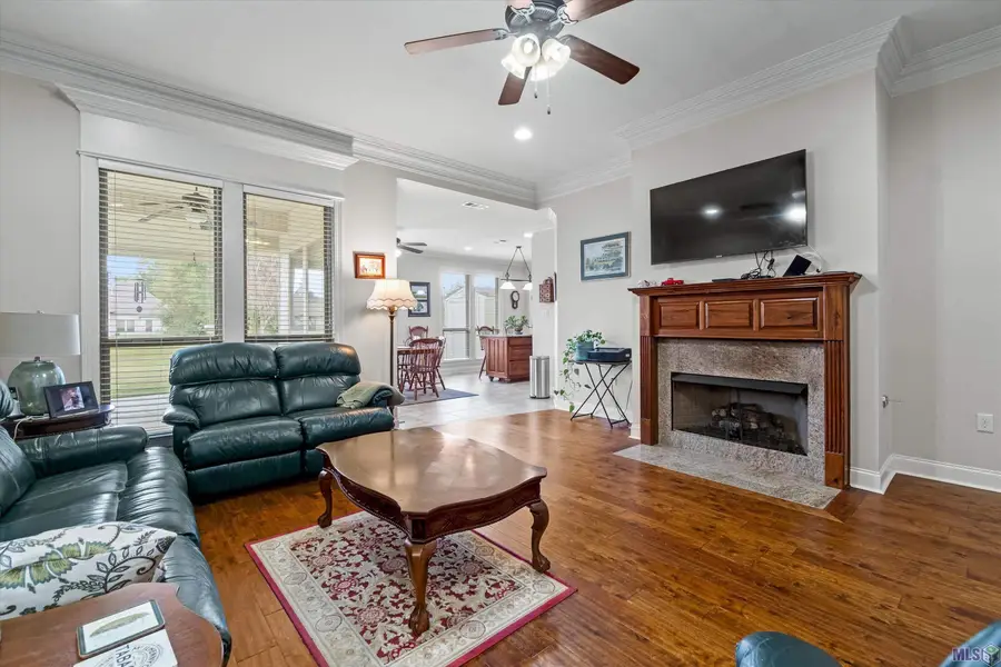 9459 Wyndham Way, Denham Springs, LA 70726 - #3