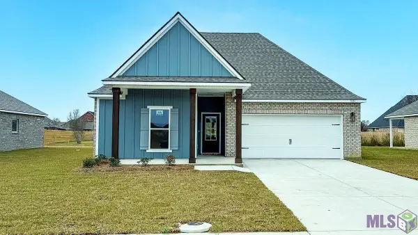 7033 Brook Hollow Drive, Zachary, LA 70791