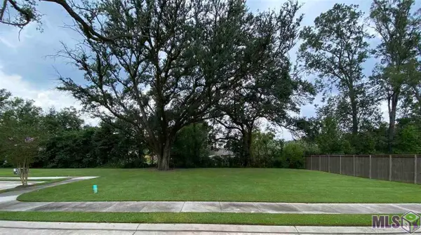 111 Highland View Ct, Baton Rouge, LA 70808