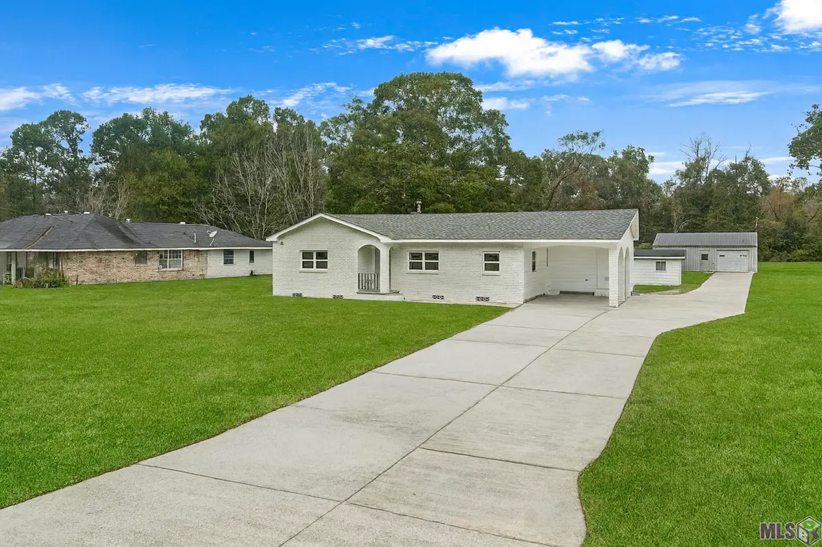 16035 Alford Dr, Greenwell Springs, LA 70739 - #1