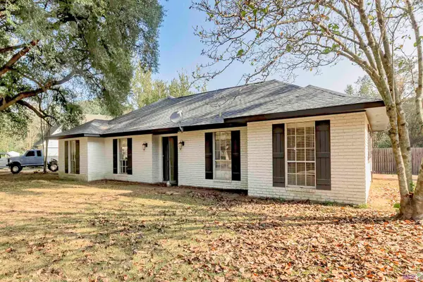 5660 Crimson Glory, St. Francisville, LA 70775