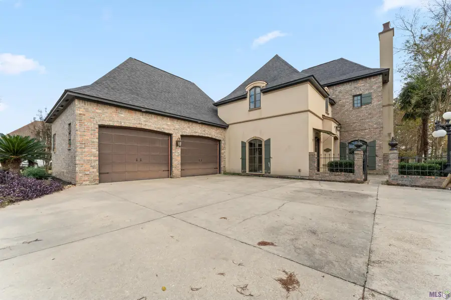 2274 St Andrews Ave, Zachary, LA 70791 - #2