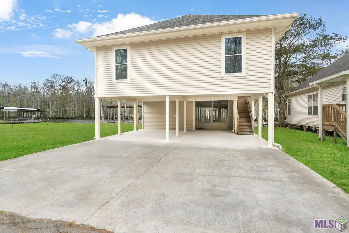 22962 Chene Blanc Ln, Maurepas, LA 70449 - #1