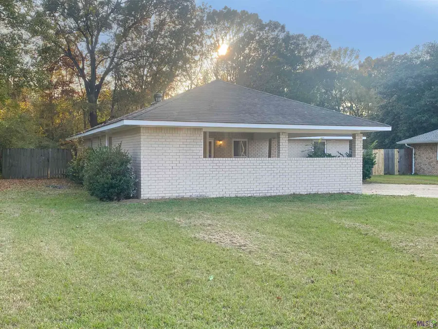 10741 Carmel Dr, Baton Rouge, LA 70818 - #2