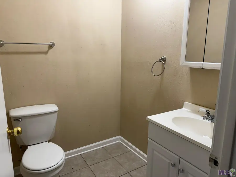 540 S Flannery Rd #A, Baton Rouge, LA 70815 - #3