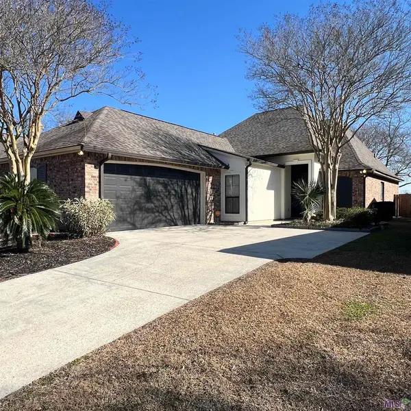 9504 Country Lake Dr, Baton Rouge, LA 70817