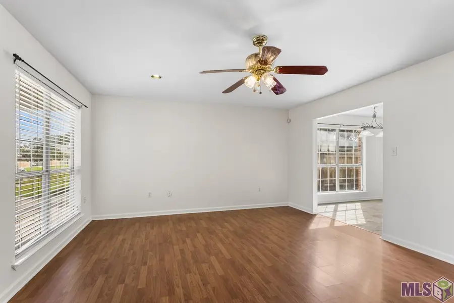 7808 Bayou Fountain Ave, Baton Rouge, LA 70820 - #3