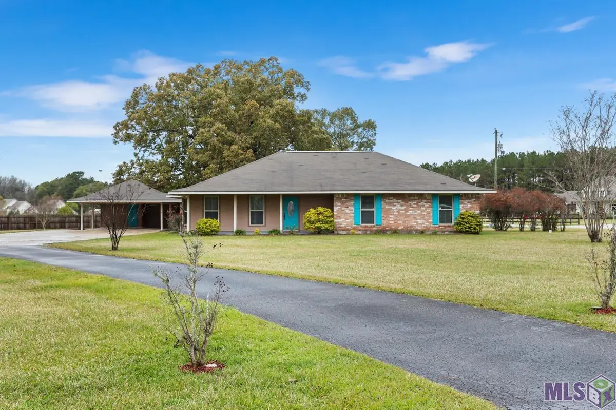 36491 Caraway Rd, Denham Springs, LA 70706 - #1