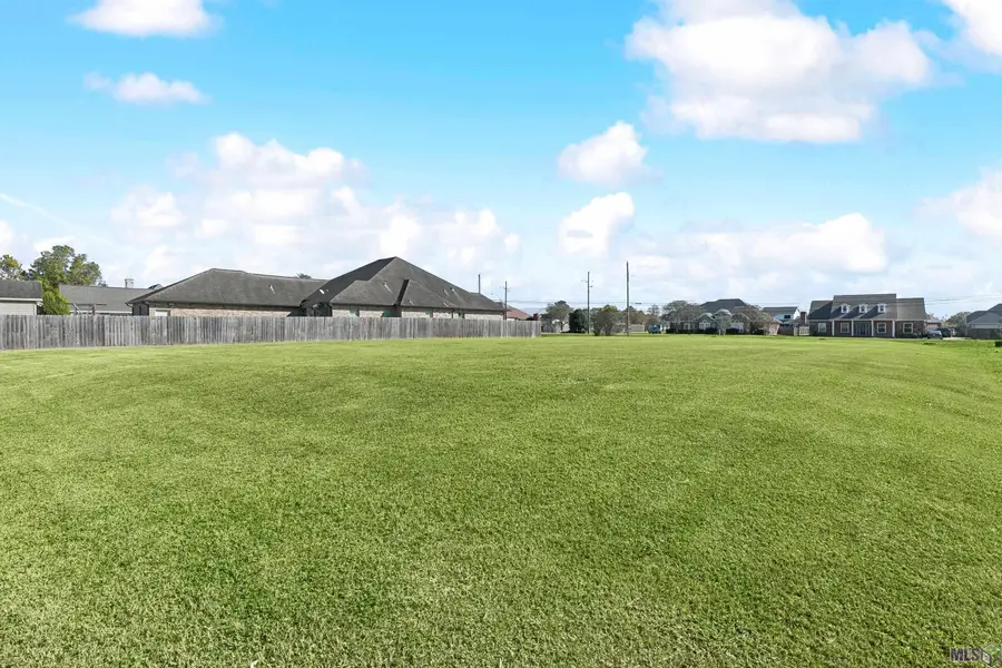 1644 Main St, Laplace, LA 70068 - #3