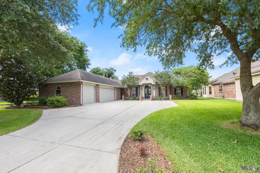 35430 Oak Manor Ave, Geismar, LA 70734 - #2