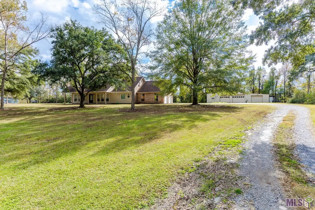37213 Swamp Rd, Prairieville, LA 70769 - #1