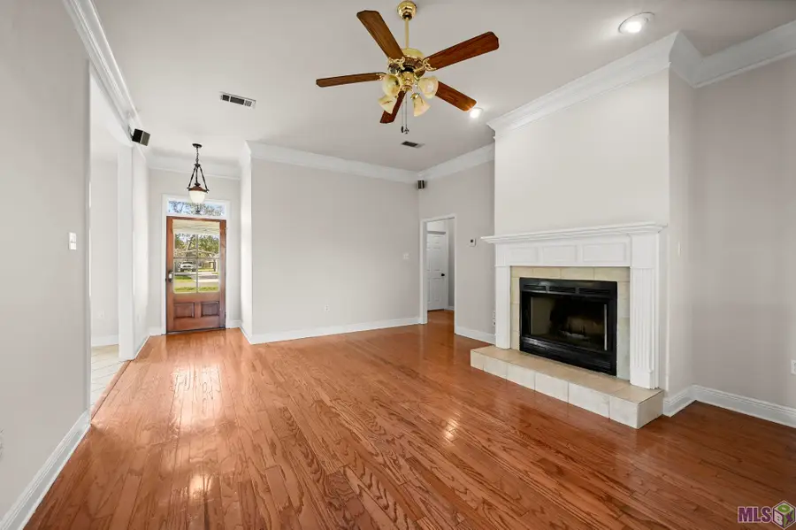 17422 Lauren Dr, Prairieville, LA 70769 - #2