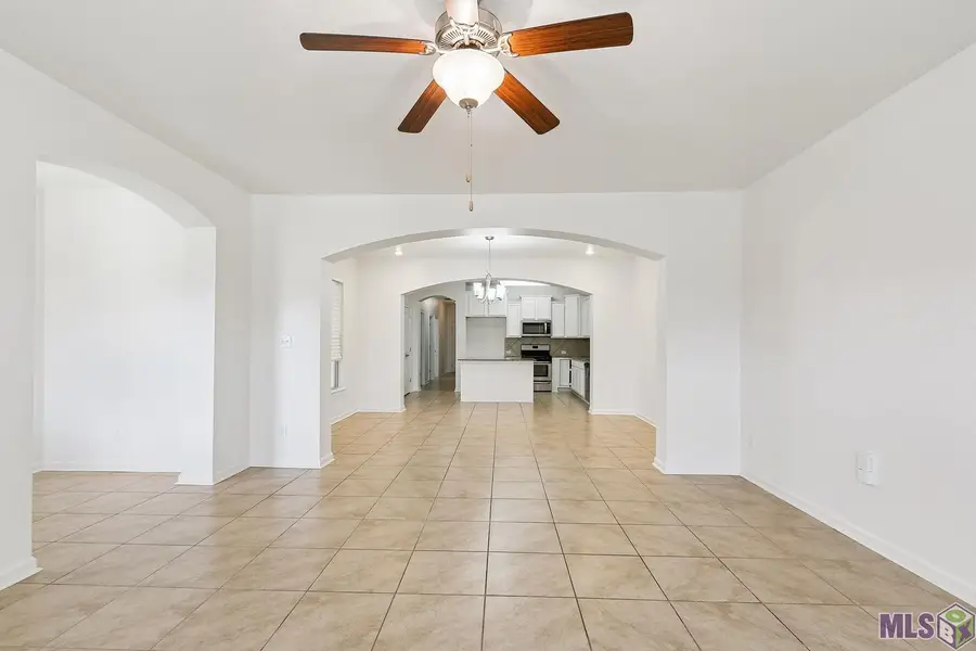 7804 W Pelican Lakes Ave, Baton Rouge, LA 70820 - #3