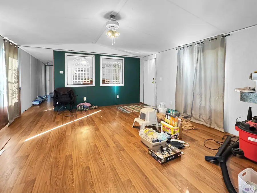 3010 N Vernon Dr, Zachary, LA 70791 - #2