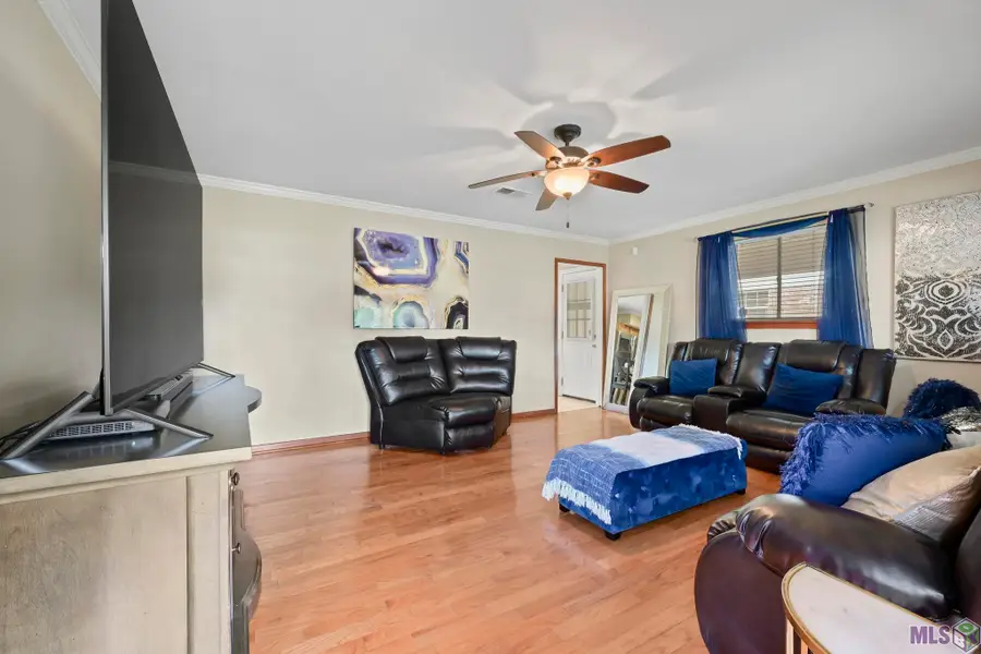 5820 Glen Oaks Dr, Baton Rouge, LA 70811 - #3