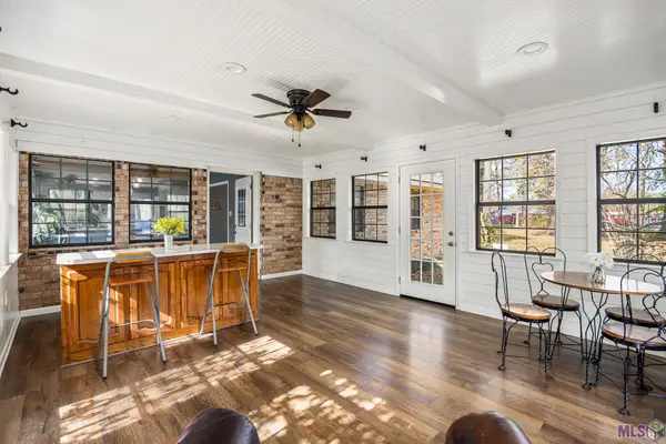 14050 Harry Savoy Rd, St. Amant, LA 70774