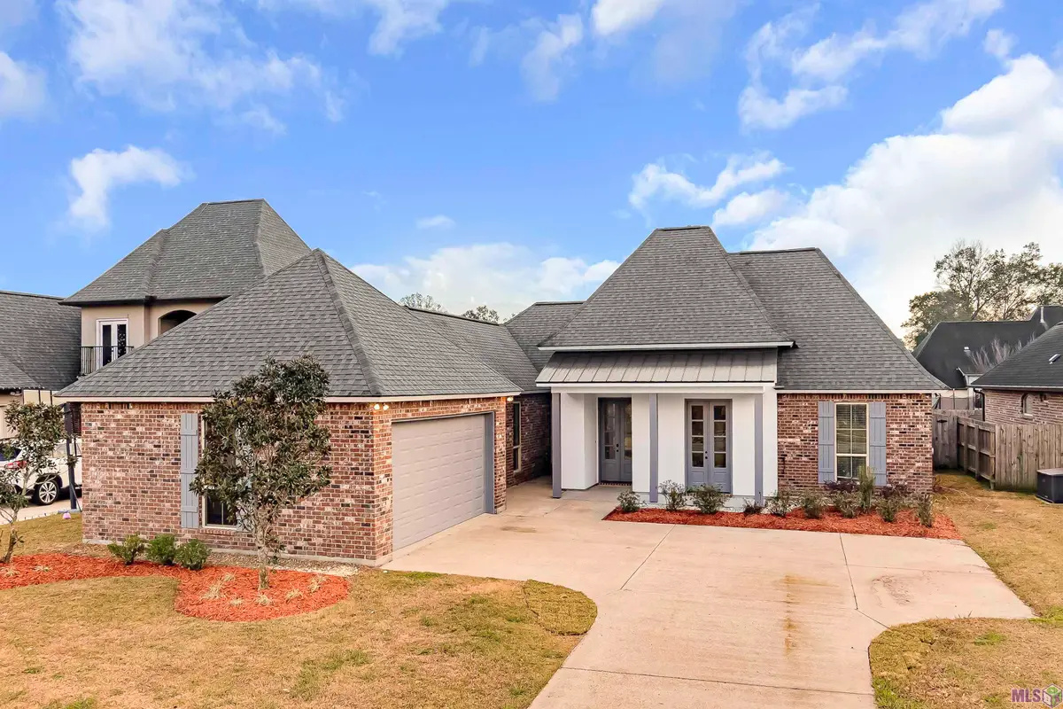 40285 Buchanan Ct, Prairieville, LA 70769 - #1