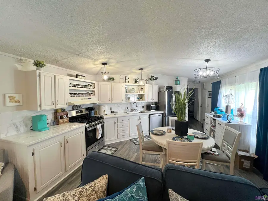 11710 Parkland Dr, Port Allen, LA 70767 - #2