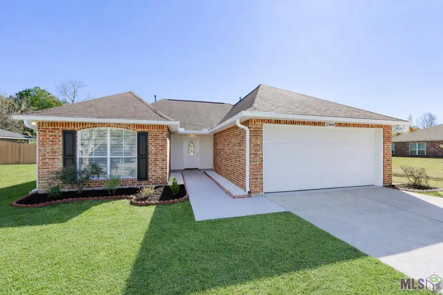 23680 Southpoint Dr, Denham Springs, LA 70726 - #2