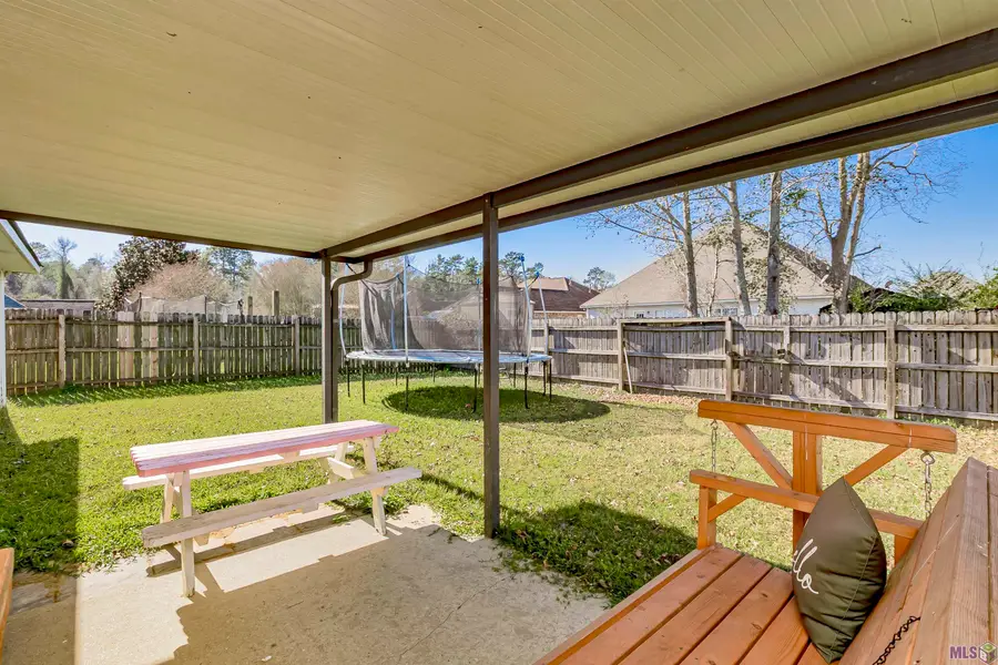 36001 Portsmouth Dr, Denham Springs, LA 70706 - #2