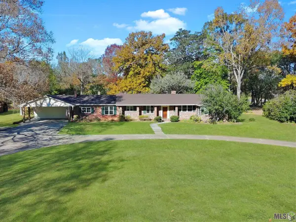 1433 Lakewood Dr, Zachary, LA 70791