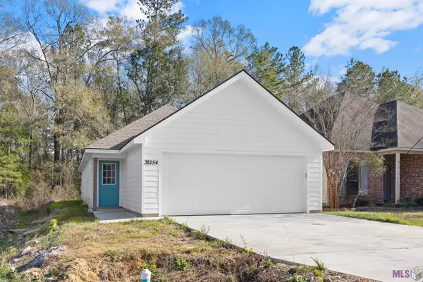 38254 Shelby Dr, Denham Springs, LA 70706