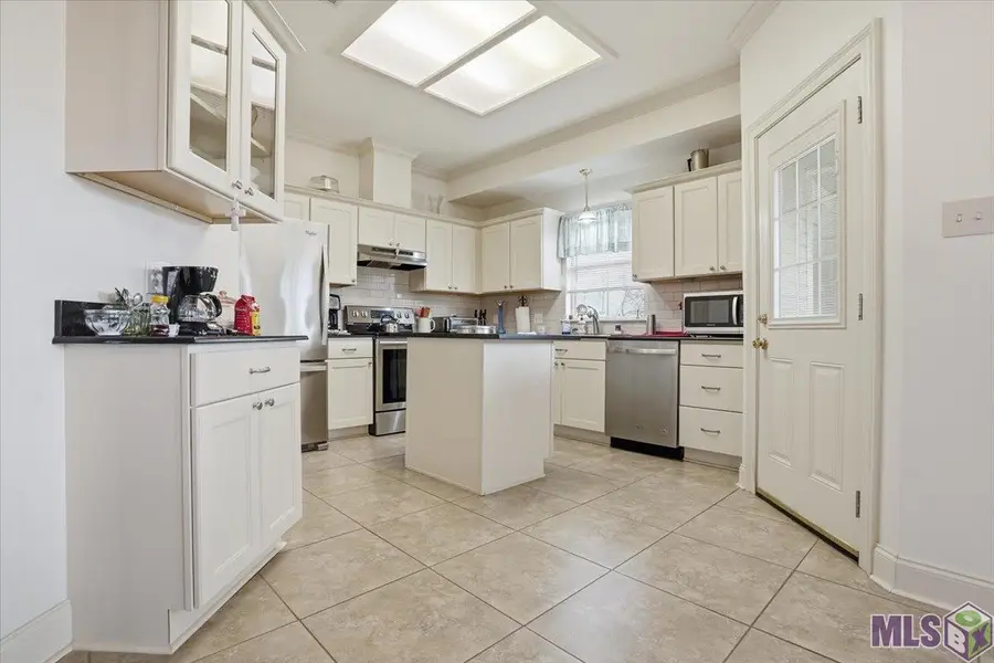 7231 Vice President Dr, Baton Rouge, LA 70817 - #2