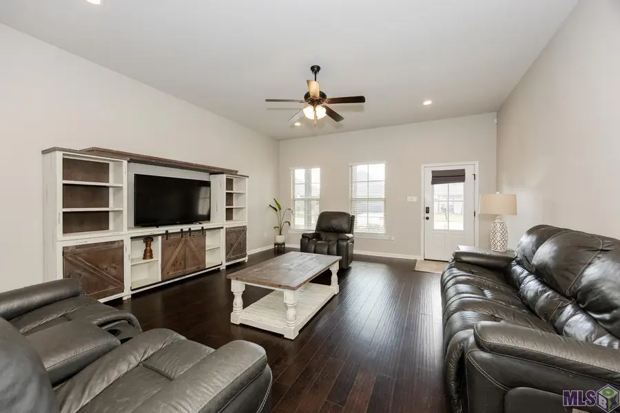 4858 Viola Farms Dr, Addis, LA 70710 - #3