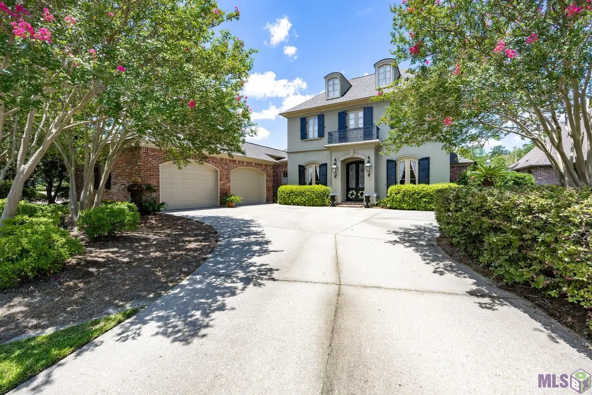 19027 Spyglass Hill Dr, Baton Rouge, LA 70809 - #1