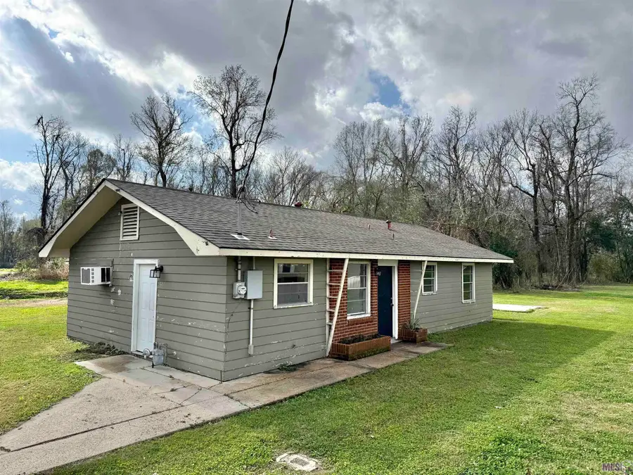 8464 Lois St, Addis, LA 70710 - #2