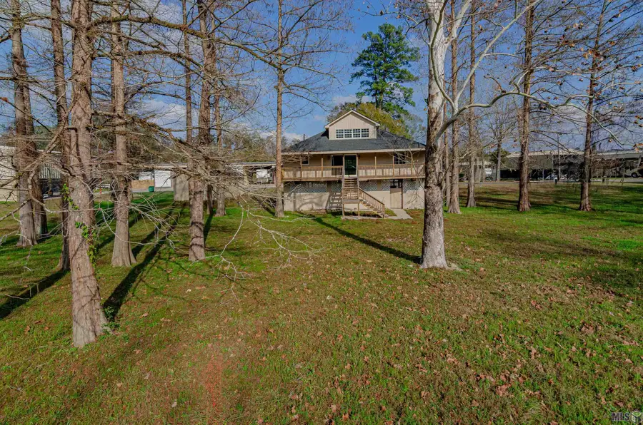 18210 Cooper St, Port Vincent, LA 70726 - #3