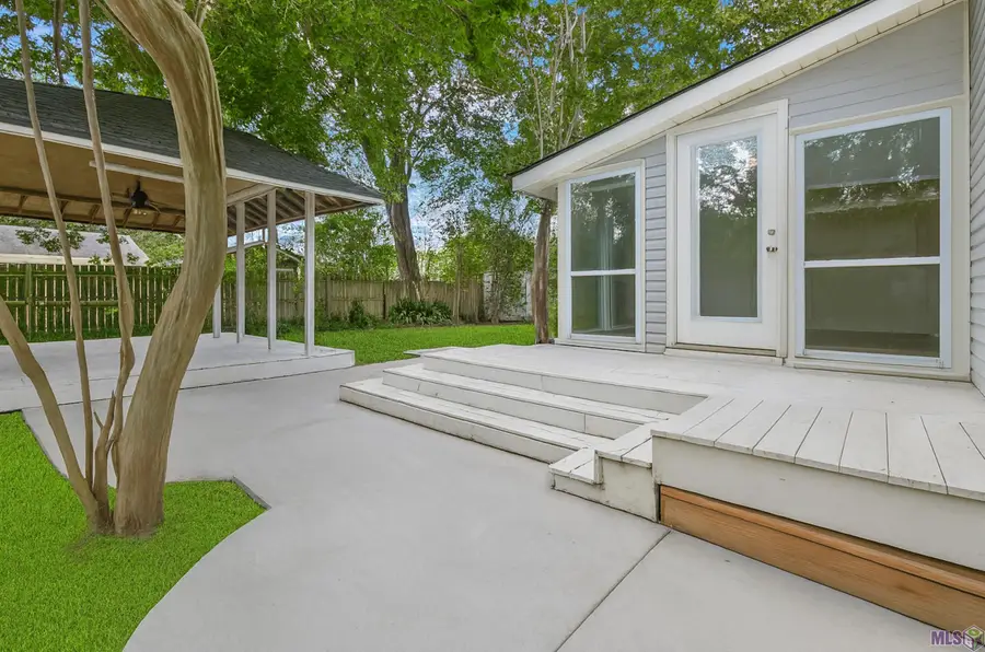 2444 Rhododendron Ave, Baton Rouge, LA 70808 - #2