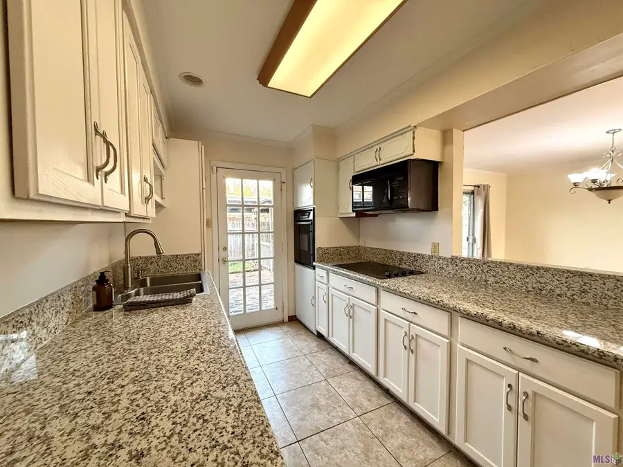 10053 Jefferson Hwy, Baton Rouge, LA 70809 - #2