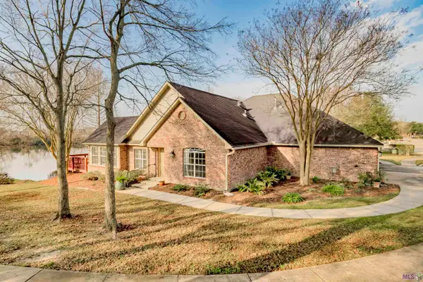 7111 Village Charmant #170, Baton Rouge, LA 70809