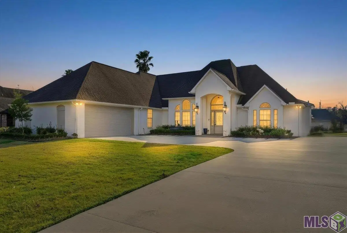 11867 Home Port Dr, Maurepas, LA 70449 - #1