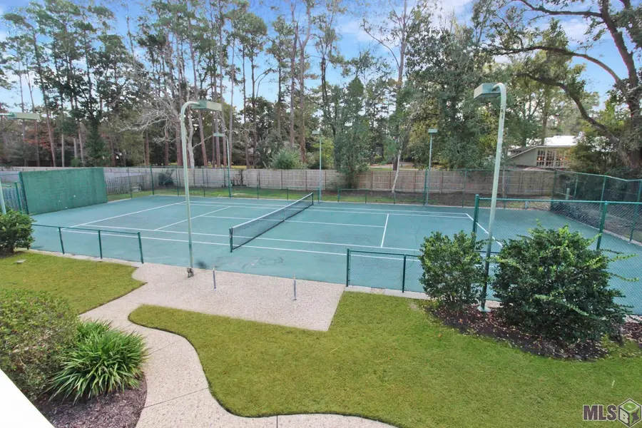 6152 Overton Dr, Baton Rouge, LA 70808 - #2