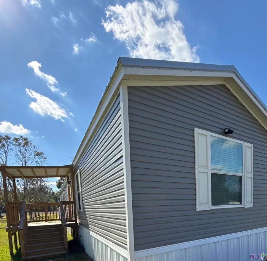 8710 Lebeau Rd, Livonia, LA 70755 - #2