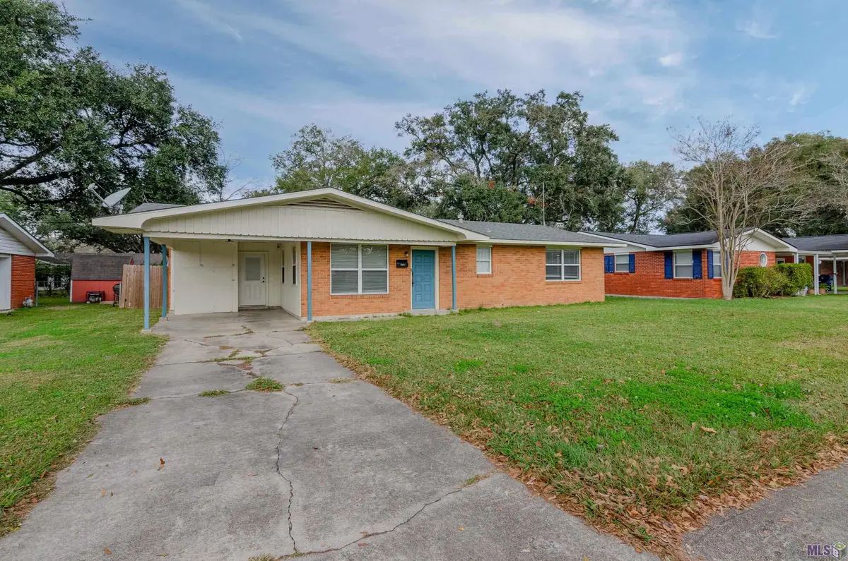 59156 Maple St, Plaquemine, LA 70764 - #1