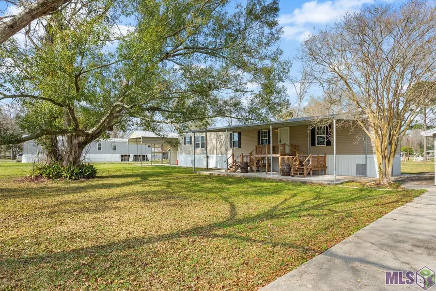 44422 Melancon St, Sorrento, LA 70778 - #3