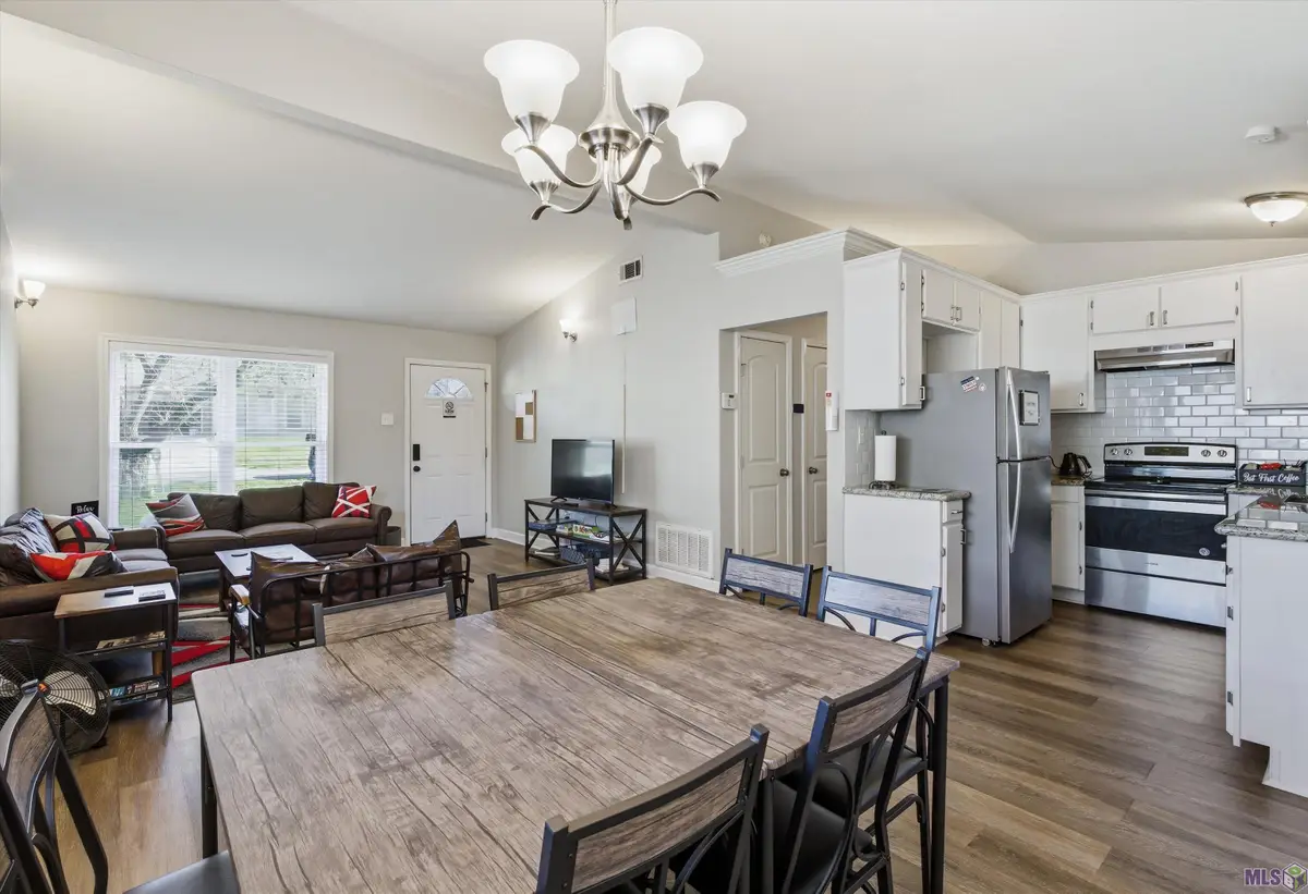 2261 Carolyn Ave, Denham Springs, LA 70726 - #1