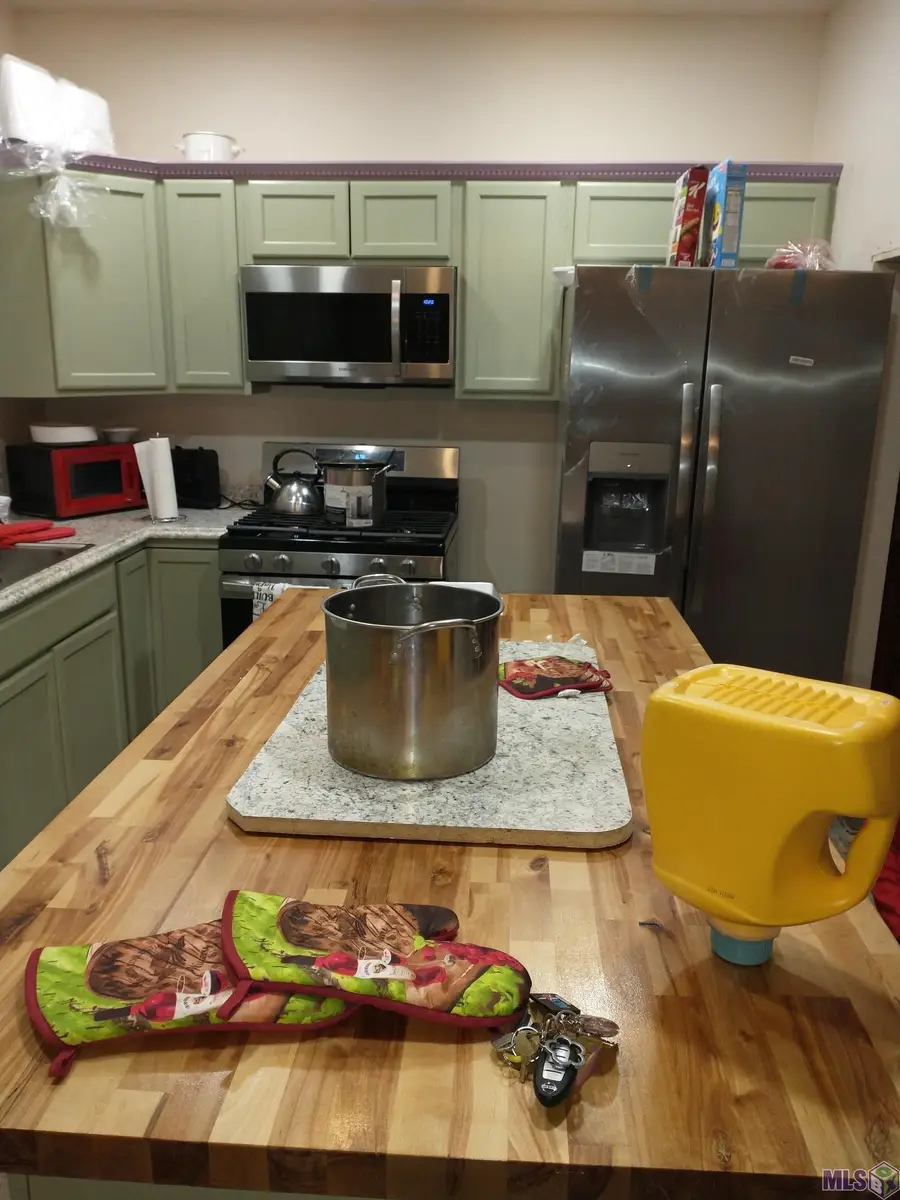 2557 Hollywood St, Baton Rouge, LA 70805 - #2