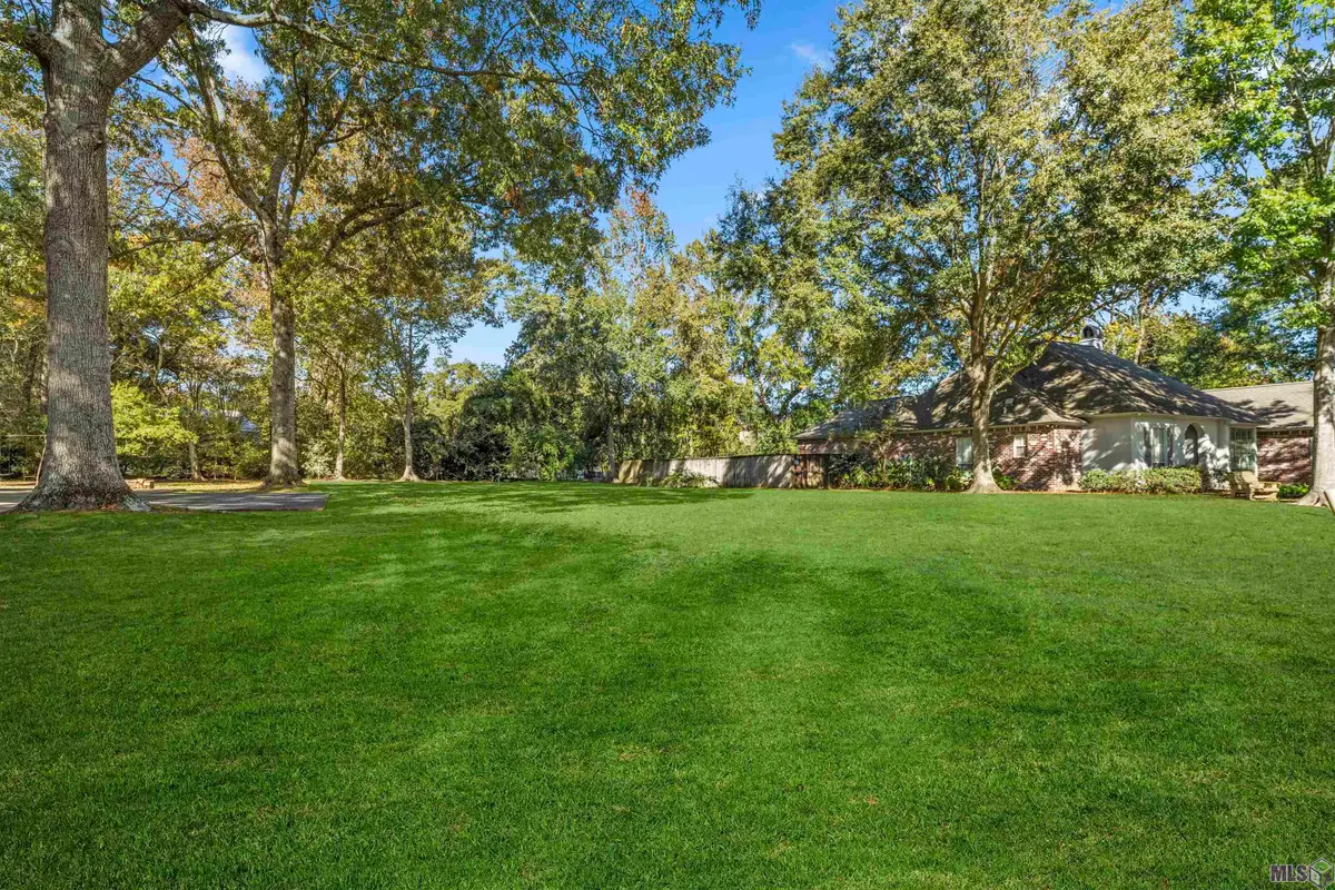 859 Maxine Dr, Baton Rouge, LA 70808 - #1