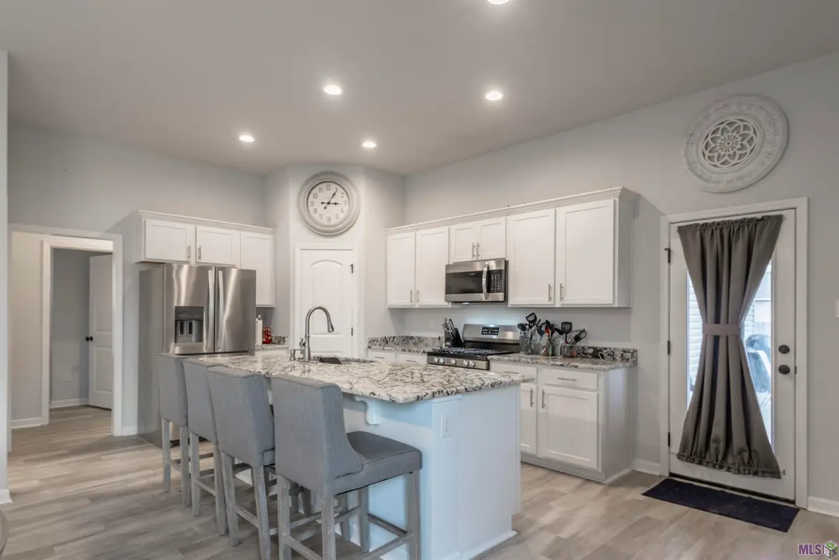 1202 Rustic Pine Dr, Baton Rouge, LA 70820 - #1