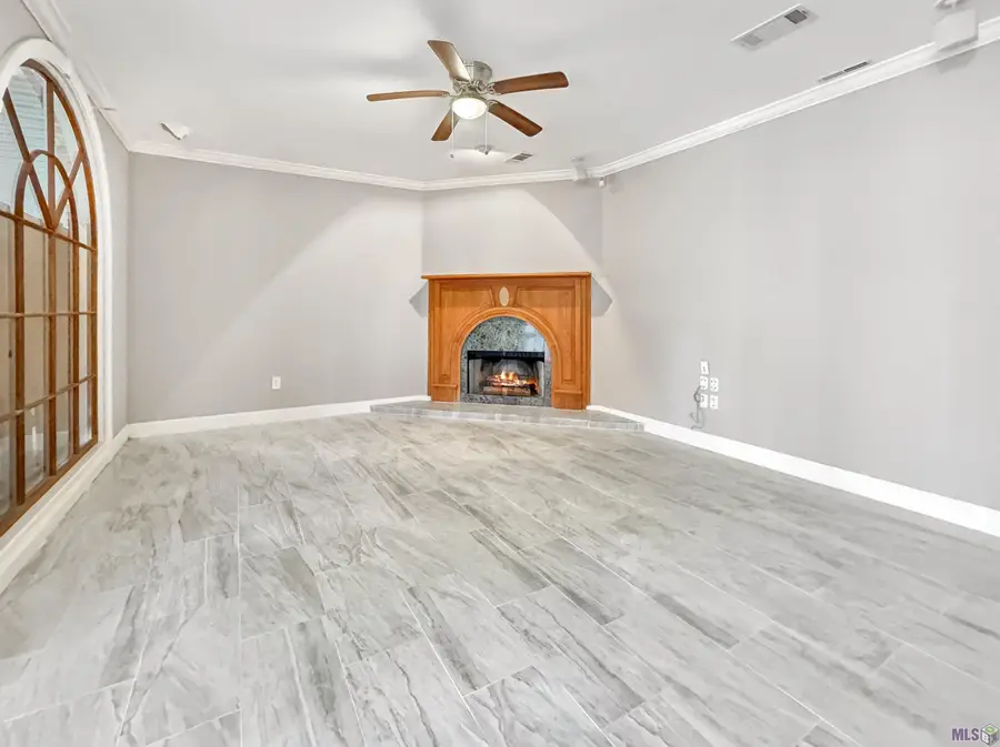 20359 Lynda Drive, Springfield, LA 70462 - #3