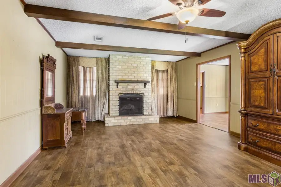 717 Tom Dr, Denham Springs, LA 70726 - #2