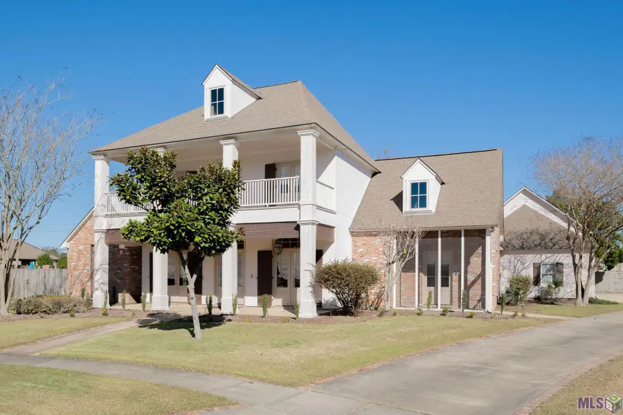 13717 Earls Ct, Village Saint George, LA 70810 - #2