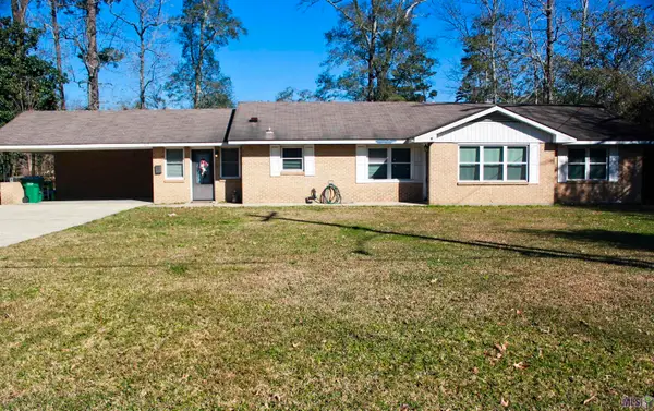 317 Oak St, Denham Springs, LA 70726