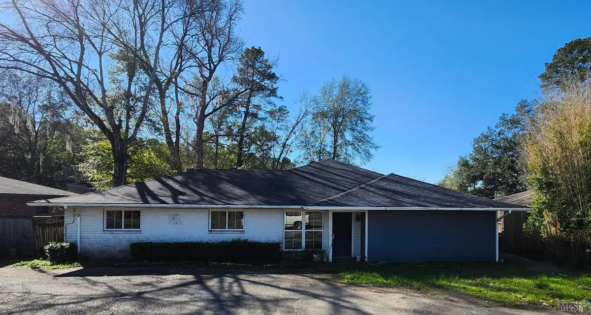 15560 Tiger Bend Rd, Old Jefferson, LA 70817 - #1