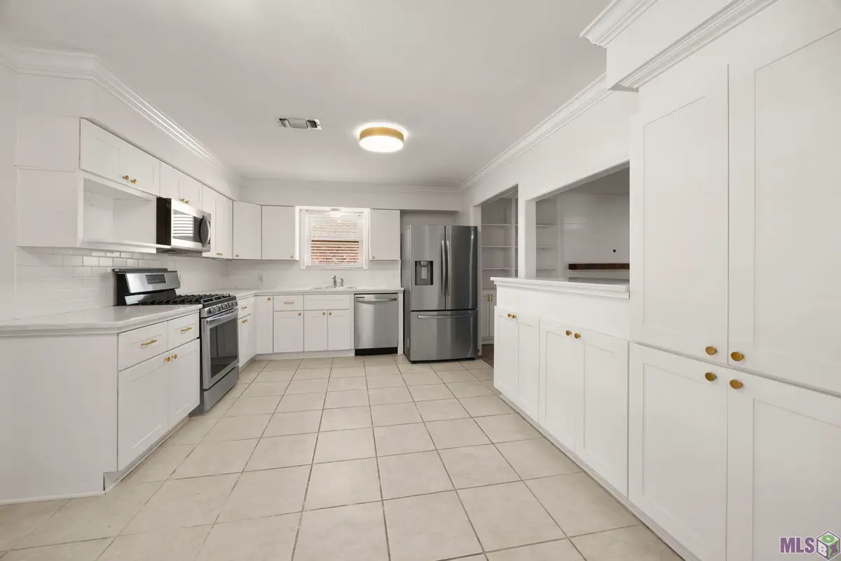 9521 Rustling Oaks Dr, Baton Rouge, LA 70818 - #1